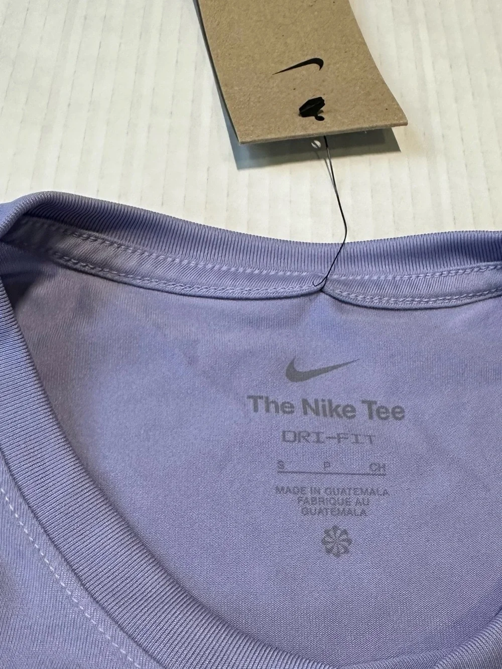 Nike Women’s Lilac Dri-FIT Short Sleeve Tee Size Small NWT